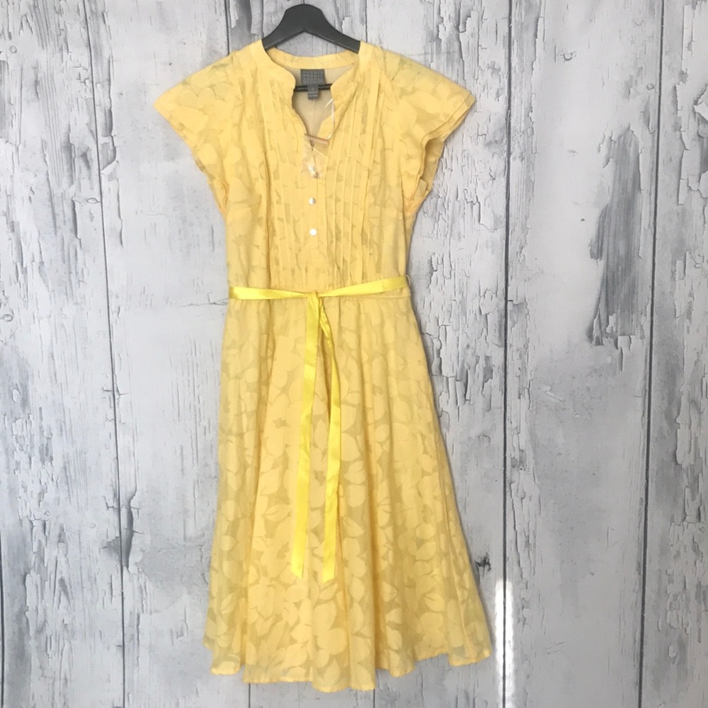 Yellow dress